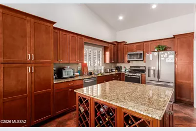 2587 E Dome Court, Green Valley, AZ 85614 - Photo 9