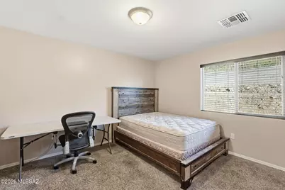 3304 W Athenee Court, Tucson, AZ 85746 - Photo 11