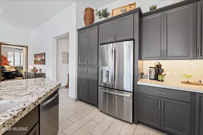 1438 E Golden Rock Way, Green Valley, AZ 85614 - Photo 17