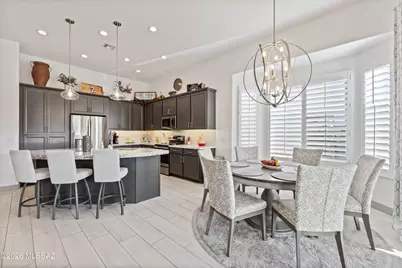 1438 E Golden Rock Way, Green Valley, AZ 85614 - Photo 11