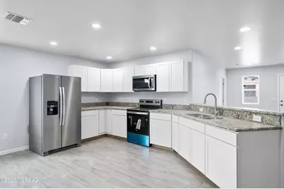 124 S Richmond Drive, Vail, AZ 85641 - Photo 9