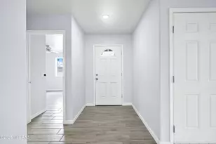 124 S Richmond Dr, Vail, AZ 85641 - Photo 3