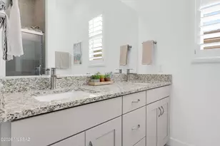 13455 N Cape Marigold Dr, Oro Valley, AZ 85755 - Photo 17