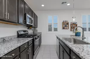 21667 E Treasure Rd, Red Rock, AZ 85145 - Photo 3