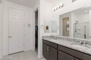 21667 E Treasure Rd, Red Rock, AZ 85145 - Photo 15