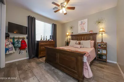 9745 S Desert Flint Drive, Tucson, AZ 85747 - Photo 17