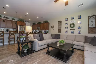 9745 S Desert Flint Drive, Tucson, AZ 85747 - Photo 7