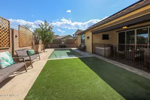 9745 S Desert Flint Dr, Tucson, AZ 85747 - Photo 25