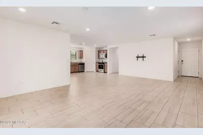 4433 S Sunrise Bluff Way, Tucson, AZ 85730 - Photo 5