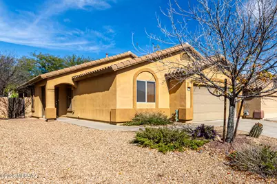 642 W Calle Tolmo, Sahuarita, AZ 85629 - Photo 5