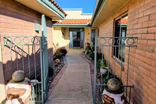 4723 S Prairie Hills Dr, Green Valley, AZ 85622 - Photo 3