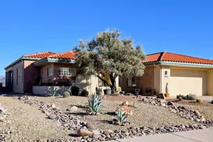 4723 S Prairie Hills Dr, Green Valley, AZ 85622 - Photo 1