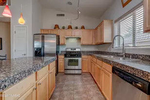 60594 E Black Crest Loop, Tucson, AZ 85739 - Photo 15