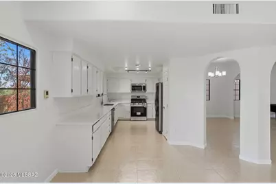 1551 E Deer Shadow Lane, Tucson, AZ 85737 - Photo 11