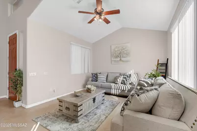 8541 N Crosswater Loop, Tucson, AZ 85743 - Photo 5