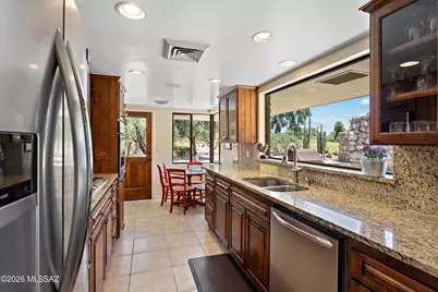 425 W Rapa Place, Tucson, AZ 85737 - Photo 17