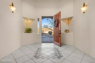 1502 N Coral Bells Dr, Tucson, AZ 85745 - Photo 3