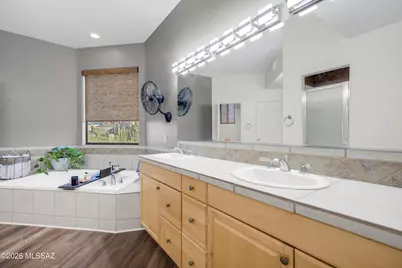 1502 N Coral Bells Drive, Tucson, AZ 85745 - Photo 21