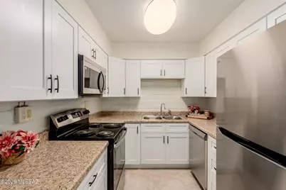 8450 E Old Spanish Trail #117, Tucson, AZ 85710 - Photo 9