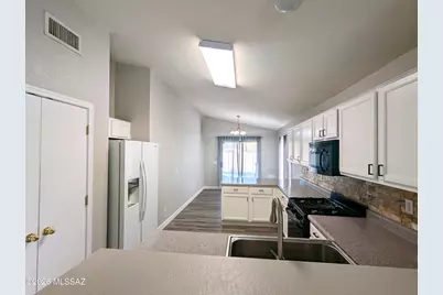 10379 E Ravenswood Street, Tucson, AZ 85747 - Photo 7