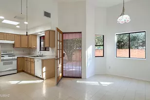 11 W Roma Dr, Tucson, AZ 85737 - Photo 13