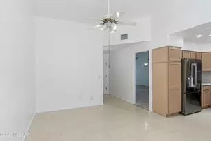 11 W Roma Dr, Tucson, AZ 85737 - Photo 13