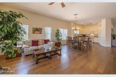 13575 N Holly Grape Drive, Marana, AZ 85658 - Photo 7
