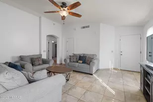 8986 E Weyburn Dr, Tucson, AZ 85730 - Photo 5