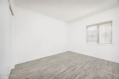 679 S Pantano Pw Parkway S, Tucson, AZ 85710 - Photo 9