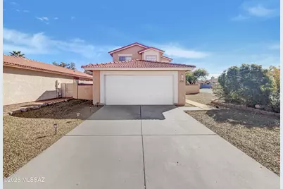 9500 N Albatross Drive, Tucson, AZ 85742 - Photo 1