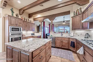 1995 S Via Ventana A La Montana, Green Valley, AZ 85622 - Photo 5