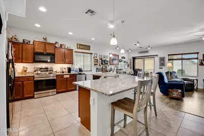 21599 E Volunteer Drive, Red Rock, AZ 85145 - Photo 7