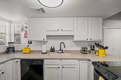 5051 N Sabino Canyon Road #1116, Tucson, AZ 85750 - Photo 17