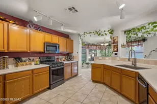 3457 N Crystal Hill Ave, Tucson, AZ 85745 - Photo 11