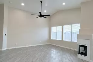 7178 W Hunnington Dr, Tucson, AZ 85743 - Photo 9