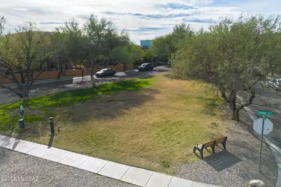 10504 E John McNair Place, Tucson, AZ 85747 - Photo 37