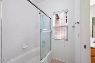 10504 E John McNair Pl, Tucson, AZ 85747 - Photo 21