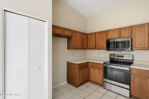 8818 E Rose Tree Dr, Tucson, AZ 85730 - Photo 11