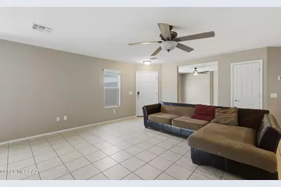 8763 N Black Pine Drive, Tucson, AZ 85743 - Photo 7