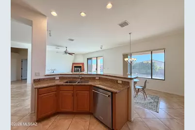 564 N Feke Court, Green Valley, AZ 85614 - Photo 11