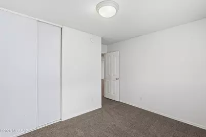 8123 S Sunny Horizon Place, Tucson, AZ 85747 - Photo 19