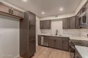 6342 N Barcelona Ln, Tucson, AZ 85704 - Photo 3