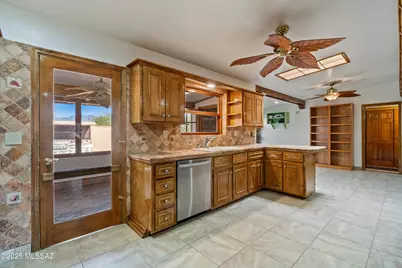 5101 E 9th Street, Tucson, AZ 85711 - Photo 9