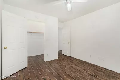 433 E Geronimo Bluff Loop, Tucson, AZ 85705 - Photo 21