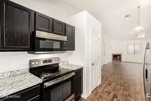 433 E Geronimo Bluff Loop, Tucson, AZ 85705 - Photo 13