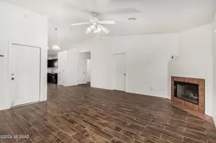 433 E Geronimo Bluff Loop, Tucson, AZ 85705 - Photo 7