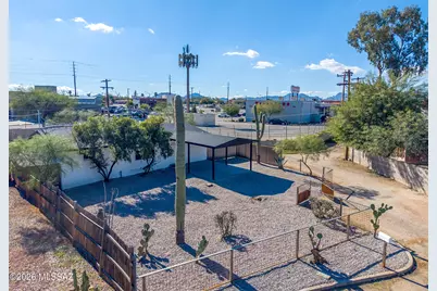 810 E Water Street, Tucson, AZ 85719 - Photo 9