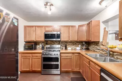 2214 N Richey Boulevard, Tucson, AZ 85716 - Photo 1