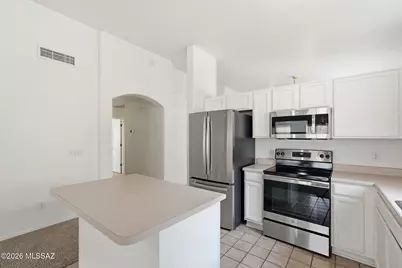 4464 W Holly Berry Way, Tucson, AZ 85741 - Photo 9