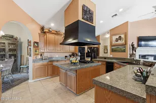 1731 W Placita De La Escalera, Sahuarita, AZ 85629 - Photo 11